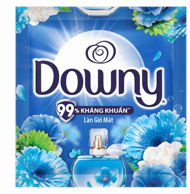 Nước xả vải Downy 10 gói (18ml)